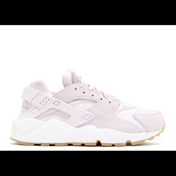 nike huarache lilac